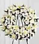 COROA DE FLORES BRANCAS..