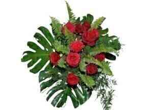 BOUQUET OF RED ROSES..