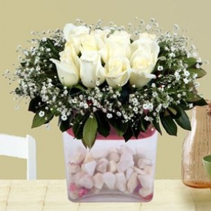 Arrangement of White Rose..
