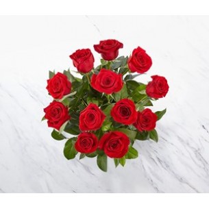 12 roses short stemmed..