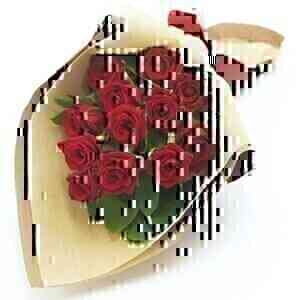 Romantic bouquet of 12 re..