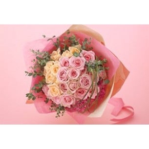 Elegant hand-tied bouquet..