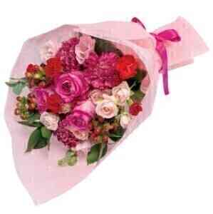 Bouquet in pink and red..