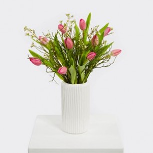 Valentine's Day kiss..