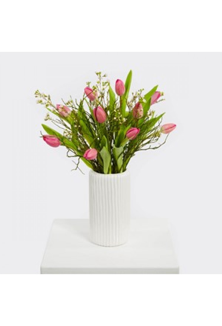 Valentine's Day kiss..