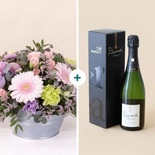 Pastel bloom and champagn.. Pastel bloom and champagn..
