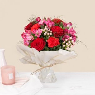 Red kiss and water bubble..