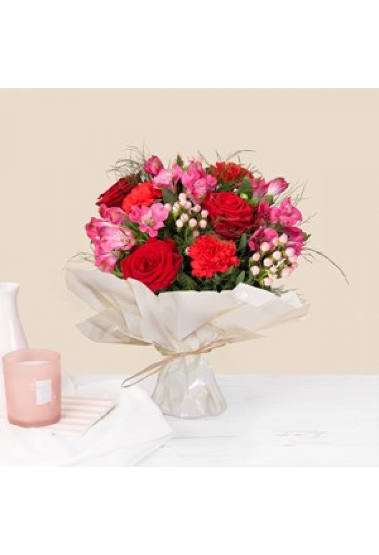 Red kiss and water bubble..