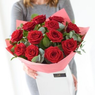 Dozen Luxury Red Roses..