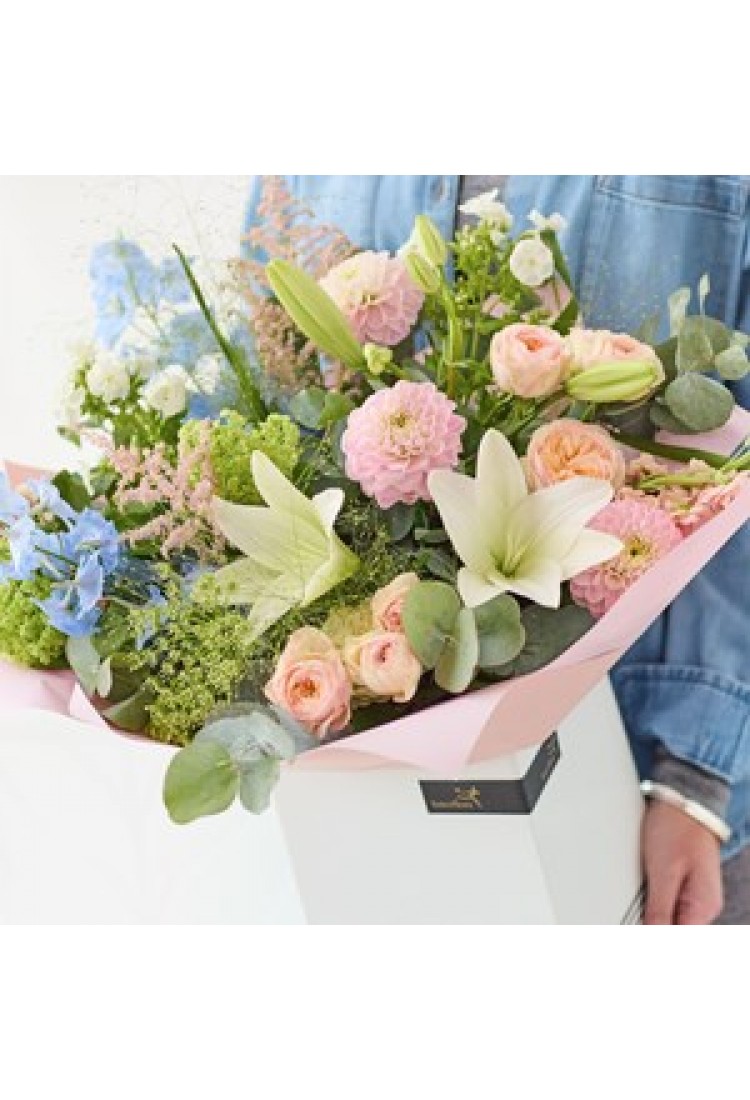 Sumptuous Pastel Bouquet..