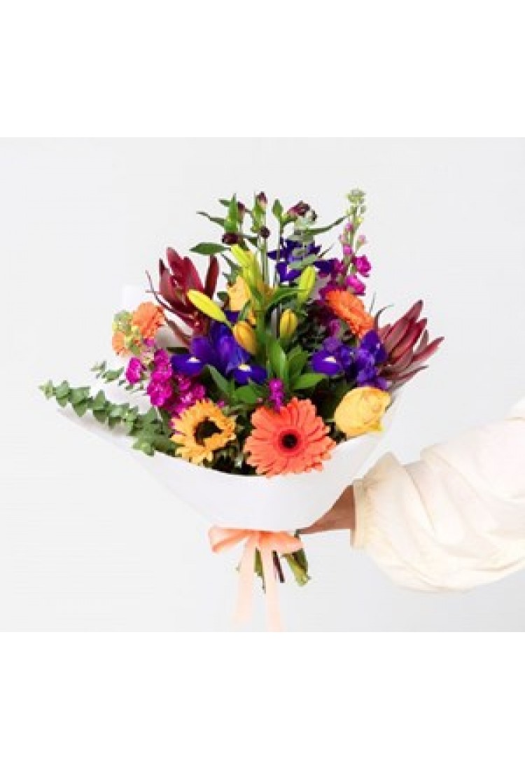 Seasonal Bright Bouquet..