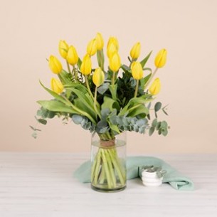 Bouquet of Yellow tulips..