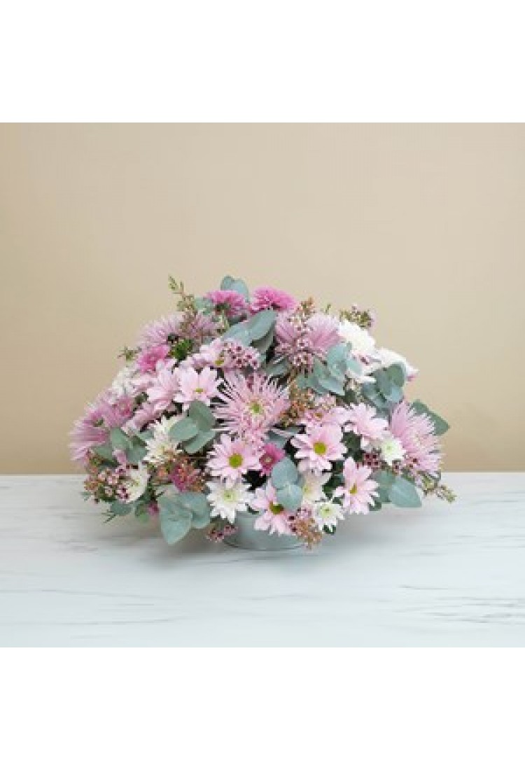 Funeral centrepiece in pi..