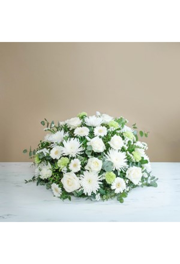 Funeral centrepiece in wh..