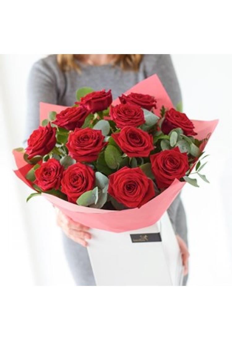 Dozen Luxury Red Roses..