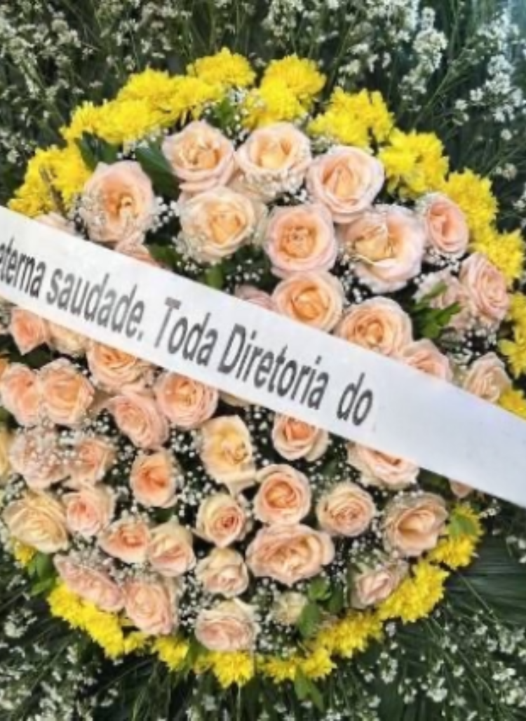 Coroa Arranjo 600 1 Caju Rio de Janeiro 