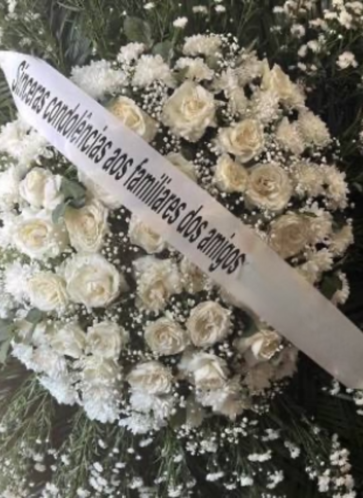 Coroa Arranjo 600 4 Caju Rio de Janeiro 