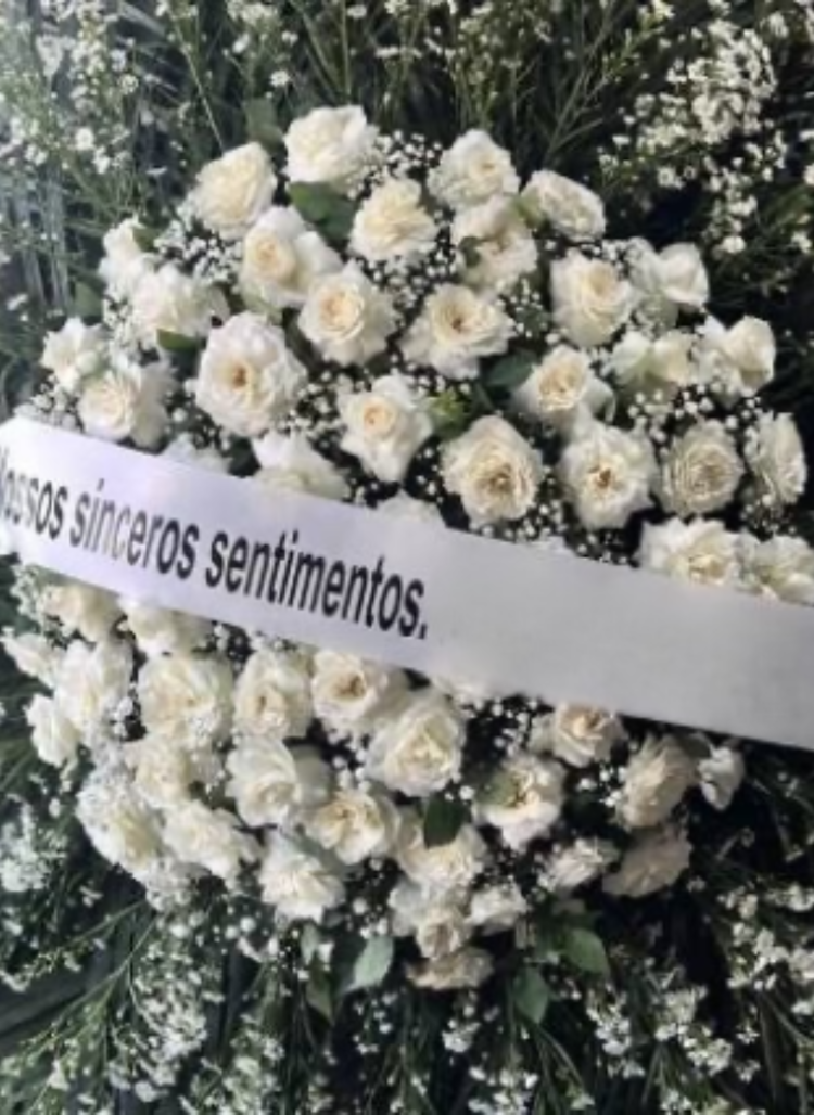 Coroa Arranjo 800 6 Caju Rio de Janeiro