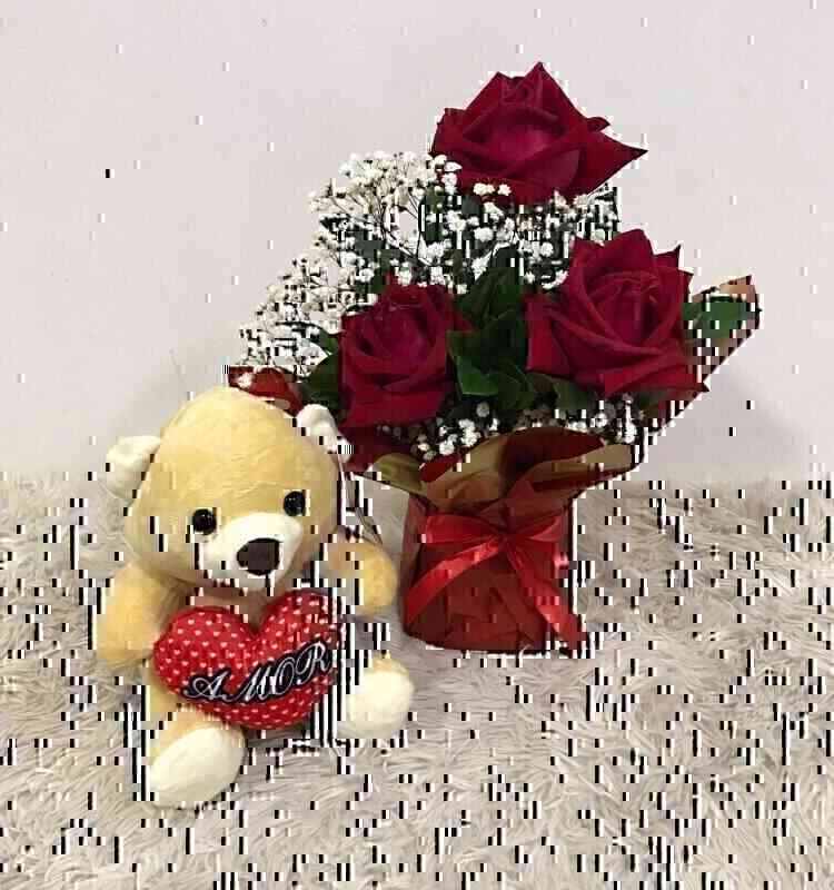 Arranjo com 3 Rosas Verme..